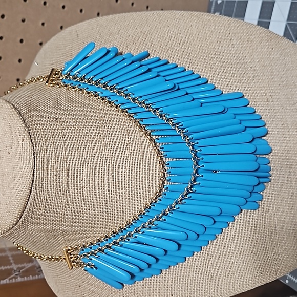 Joan Rivers Jewelry - Joan Rivers QVC Triple Layered Blue Turquoise Statement Necklace Cruise Resort